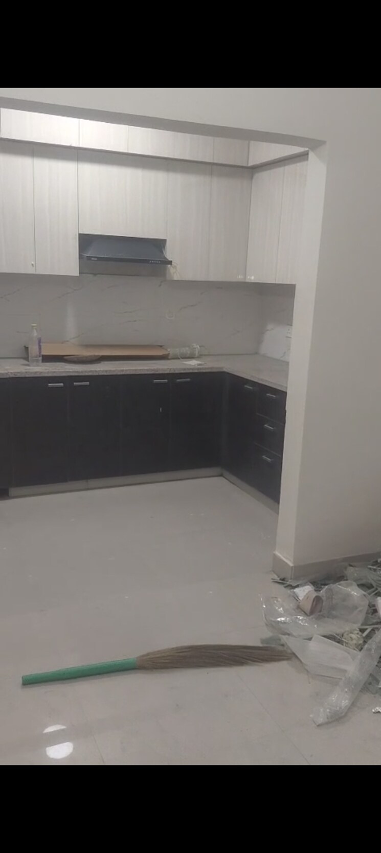 Kitchen, paramount-emotions 3 Bedroom 1380 Sq.Ft. Apartment In Sector 1 Greater Noida Greater Noida 9175821