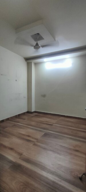 Room in 3 BHK Builder Floor at Govindpuri – for Sale