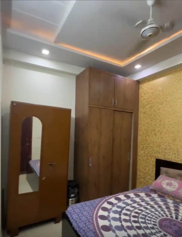 Bedroom, vasundhara sector 4 3 Bedroom 1500 Sq.Ft. Builder Floor In Vasundhara Sector 4 Ghaziabad 9175857