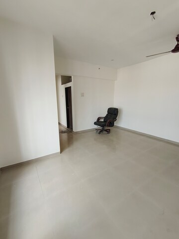 Room in 2 BHK Apartment at Squarefeet Grand Square, Anand Nagar – for Rent