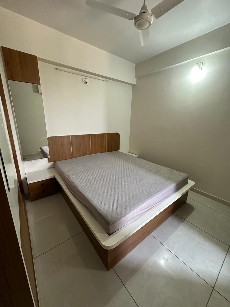 Bathroom, science city 5 Bedroom 130 Sq.Yd. Villa In Science City Ahmedabad 9175875