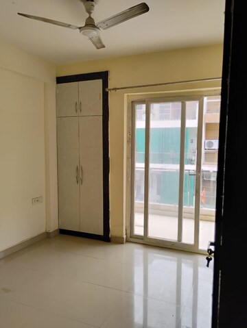 Room in 3 BHK Builder Floor at Amolik Residency, Sector 86 – for Sale