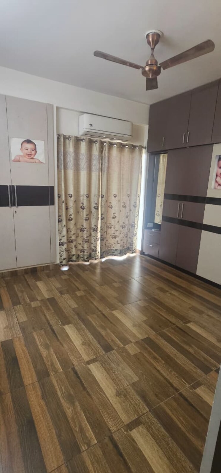 Room, m3m-golf-estate-fairway-west 3 Bedroom 3898 Sq.Ft. Apartment In Sector 65 Gurgaon 9175883