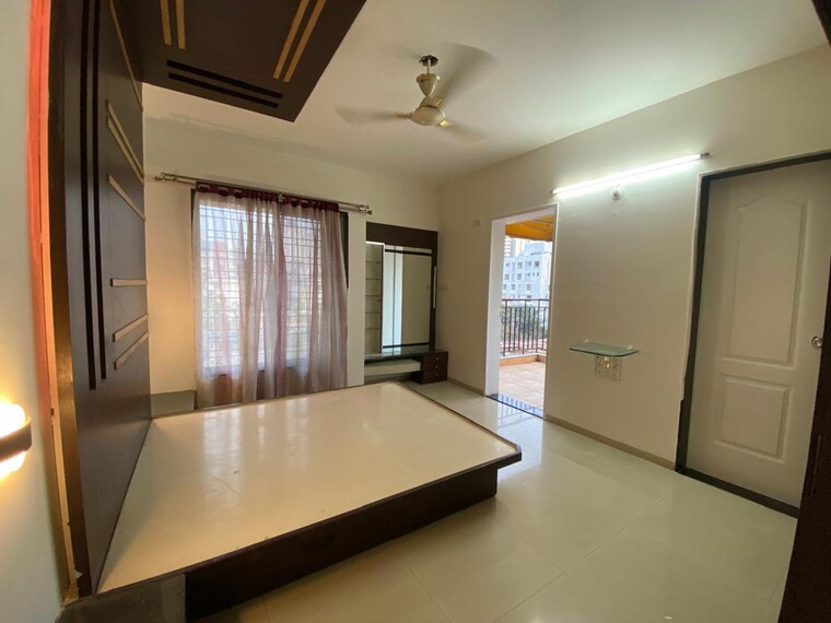 Room, galore-park 3 Bedroom 1200 Sq.Ft. Apartment In Bavdhan Pune 9175922