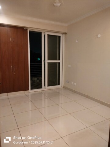 Room in 2 BHK Builder Floor at Sector 17 – for Rent