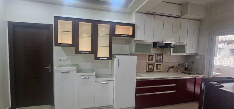 Kitchen, dlf-the-camellias 4 Bedroom 7361 Sq.Ft. Apartment In Sector 42 Gurgaon 9175405