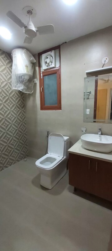 Bathroom in 3 BHK Builder Floor at Sector 31 – for Rent