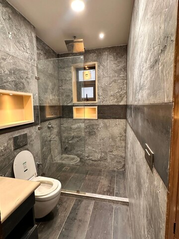Kitchen in 4 BHK Builder Floor at DLF Garden Villas, Sector 43 – for Sale