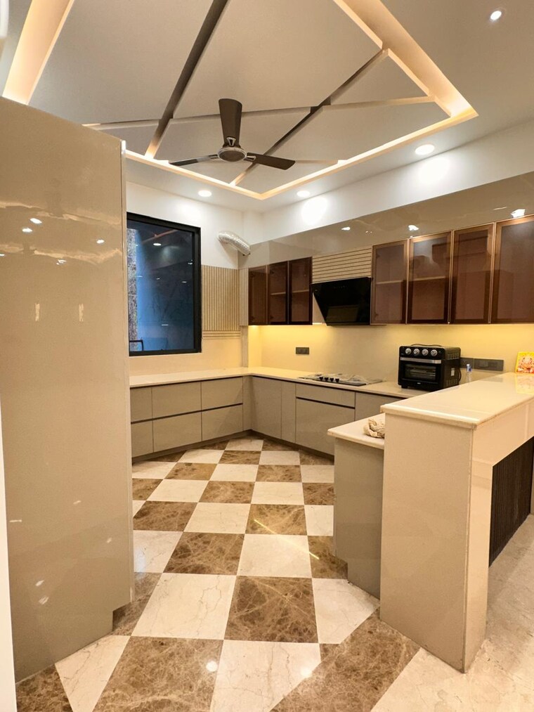 Team Area, dlf-garden-villas 4 Bedroom 310 Sq.Yd. Builder Floor In Sector 43 Gurgaon 9175985