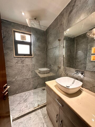 Bathroom in 4 BHK Builder Floor at DLF Garden Villas, Sector 43 – for Sale