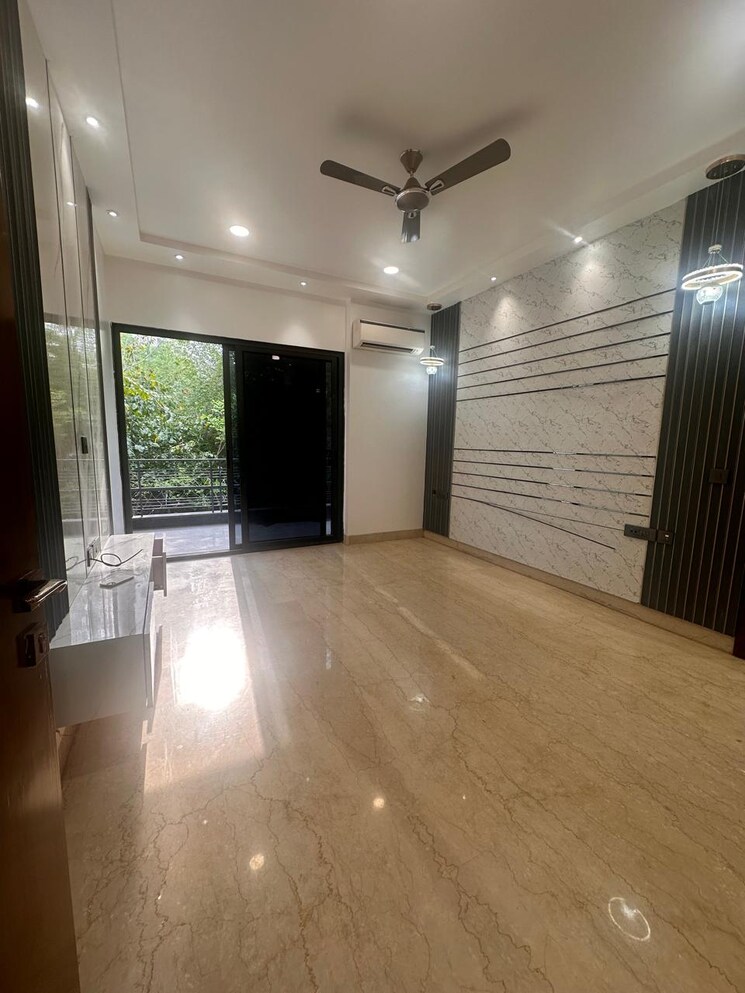 Room, dlf-garden-villas 4 Bedroom 310 Sq.Yd. Builder Floor In Sector 43 Gurgaon 9175985