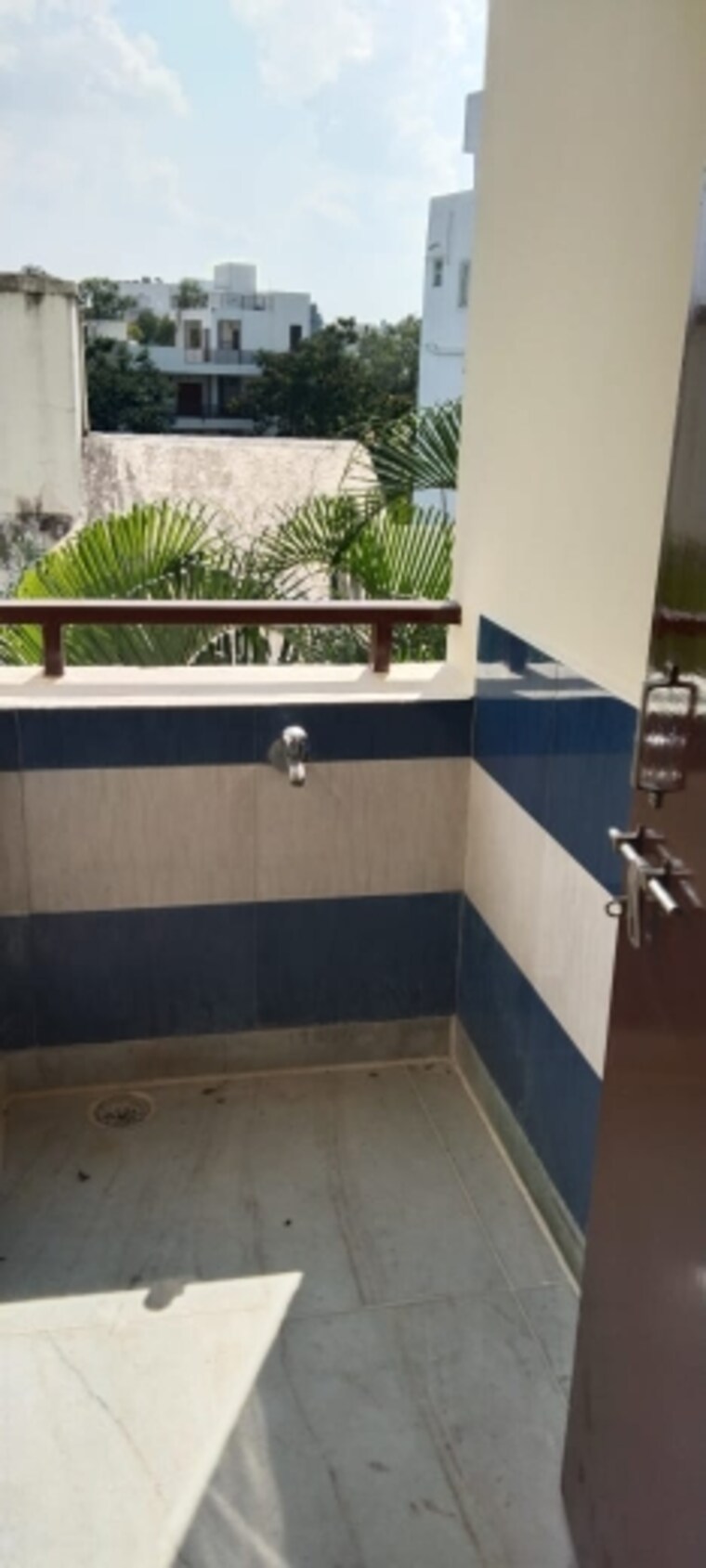 Balcony, rk-residency-banjara-hills 3 Bedroom 1900 Sq.Ft. Apartment In Banjara Hills Hyderabad 9176002