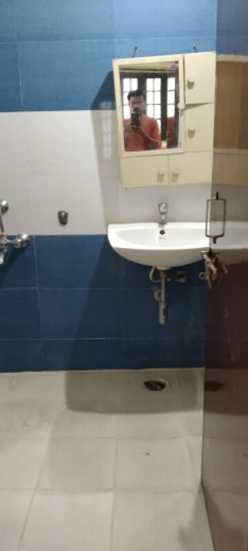 Bathroom in 3 BHK Apartment at RK Residency Banjara Hills, Banjara Hills – for Rent