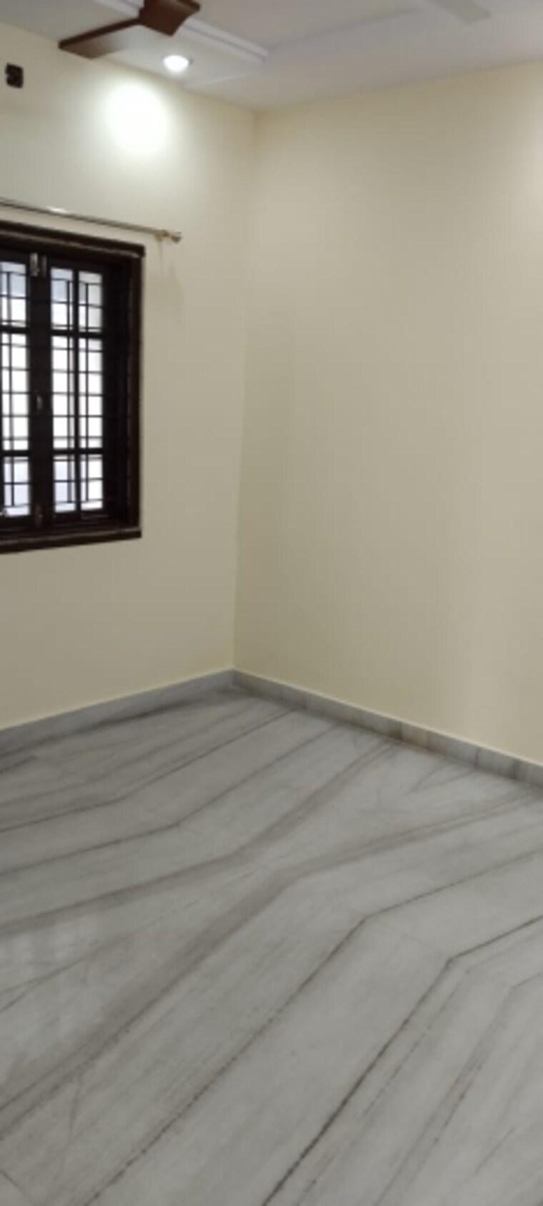 Room, rk-residency-banjara-hills 3 Bedroom 1900 Sq.Ft. Apartment In Banjara Hills Hyderabad 9176002