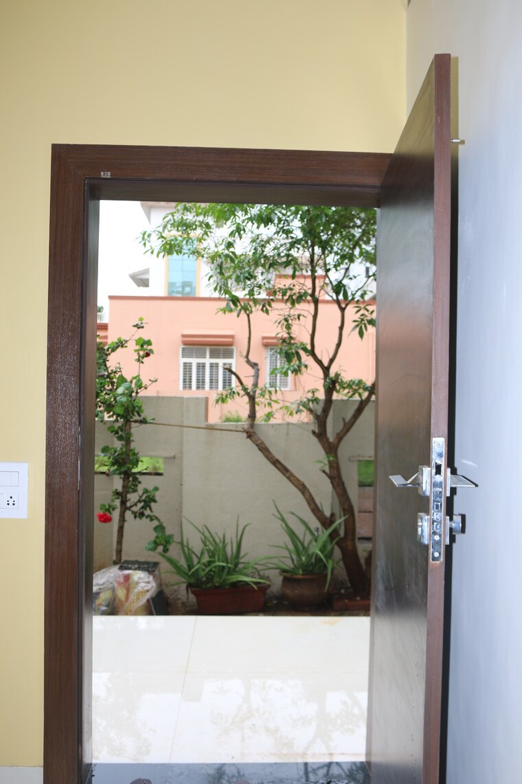 Balcony, b-k-pate-dahanukar-regency 4 Bedroom 2400 Sq.Ft. Apartment In Kothrud Pune 9175992