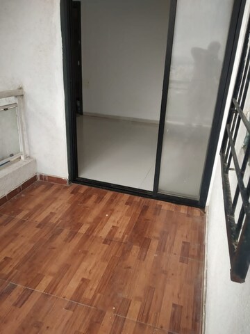 Room in 1 BHK Apartment at Venkatesh Oxy Valley Phase 2, Wagholi – for Sale