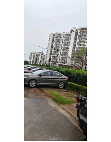  Shop For Sale in Suncity Avenue 76, Sector 76