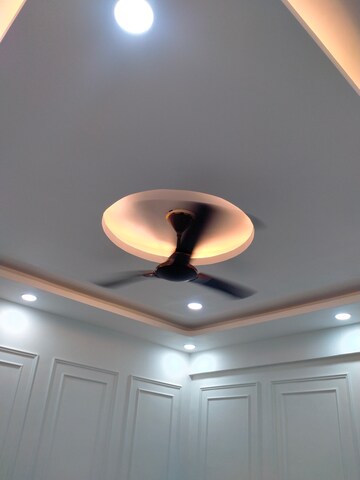 Furnished Amenities in 2 BHK Apartment at Suncity Avenue 76, Sector 76 – for Rent