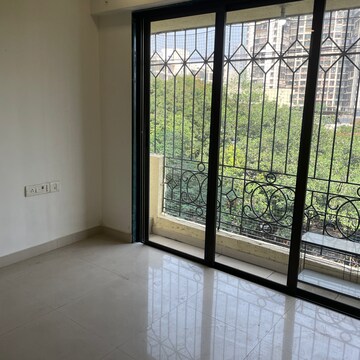 Room in 1 BHK Apartment at Swami Samarth CHS Bhandup West, Bhandup Industrial Area – for Rent