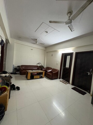 Team Area in 3 BHK Builder Floor at Sector 15 – for Rent