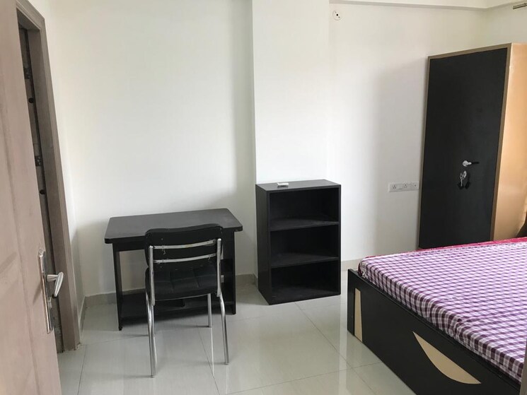 Room, raja park 3 Bedroom 1500 Sq.Ft. Apartment In Raja Park Jaipur 9176196