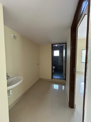 Washroom in 2 BHK Independent House at Bileshivale – for Rent