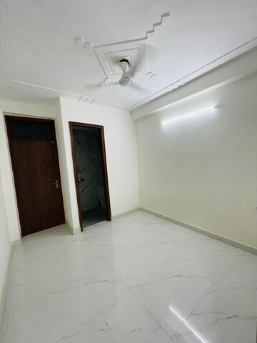 Room in 2 BHK Independent House at Chattarpur – for Sale