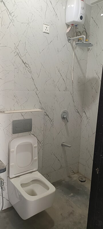 Bathroom in 3 BHK Apartment at DLH Dawn, Santacruz West – for Rent