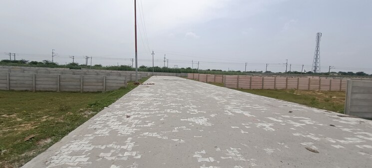 Exterior View, agra bye pass road Commercial Industrial Plot 670 Sq.Yd. In Agra Bye Pass Road Agra 9176162