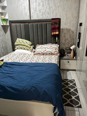 Bedroom in 2 BHK Apartment at Green Square, Kasarvadavali – for Sale