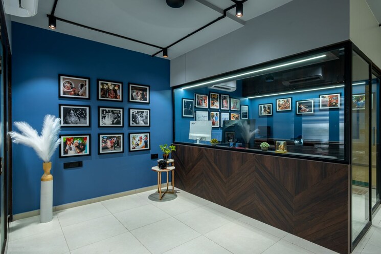  Parking, shyamal Commercial Office Space 685 Sq.Ft. In Shyamal Ahmedabad 9176189