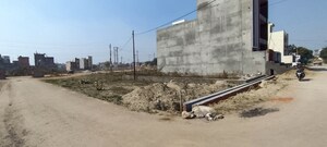  Plot For Sale in Lal Kuan