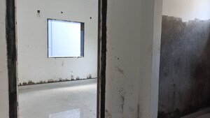 Room in 2 BHK Apartment at Hafeezpet – for Sale