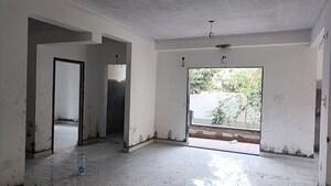 Room in 2 BHK Apartment at Hafeezpet – for Sale