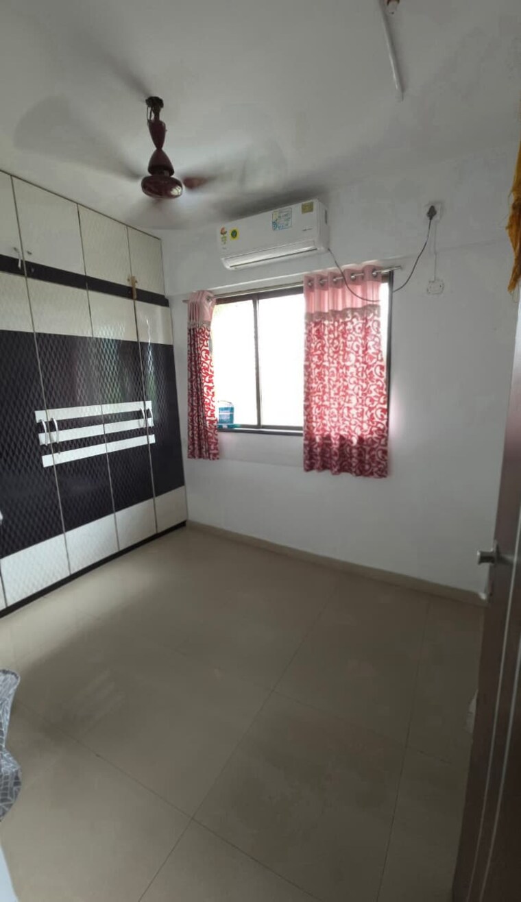 Room, vasant-valley-complex 1 Bedroom 513 Sq.Ft. Apartment In Malad East Mumbai 9176217
