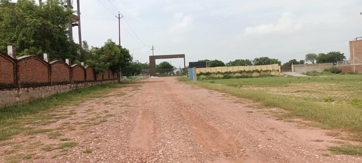 undefined, agra bye pass road Commercial Industrial Plot 4184 Sq.Yd. In Agra Bye Pass Road Agra 9176232
