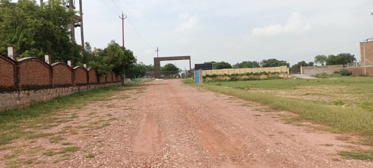 undefined, agra bye pass road Commercial Industrial Plot 4184 Sq.Yd. In Agra Bye Pass Road Agra 9176232