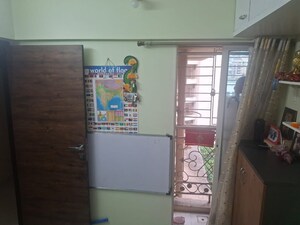 Furnished Amenities in 2.5 BHK Apartment at Rosa Oasis, Ghodbunder Road – for Sale