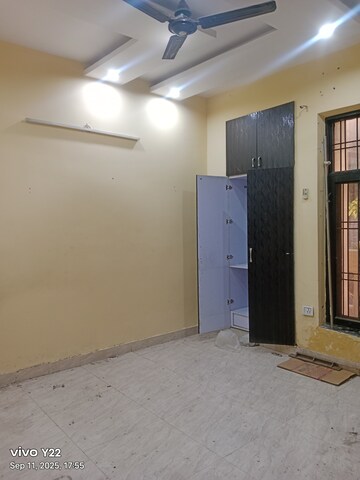Room in 2 BHK Builder Floor at Ashoka Enclave – for Rent