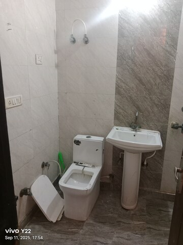 Bathroom in 2 BHK Builder Floor at Ashoka Enclave – for Rent