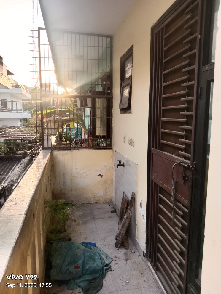 Balcony, ashoka enclave 2 Bedroom 1100 Sq.Ft. Builder Floor In Ashoka Enclave Faridabad 9176342