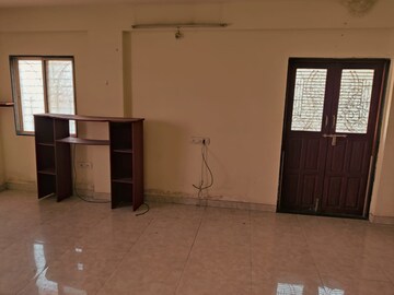 Room in 1 BHK Apartment at Balaji Complex CHS, Balaji Nagar – for Rent