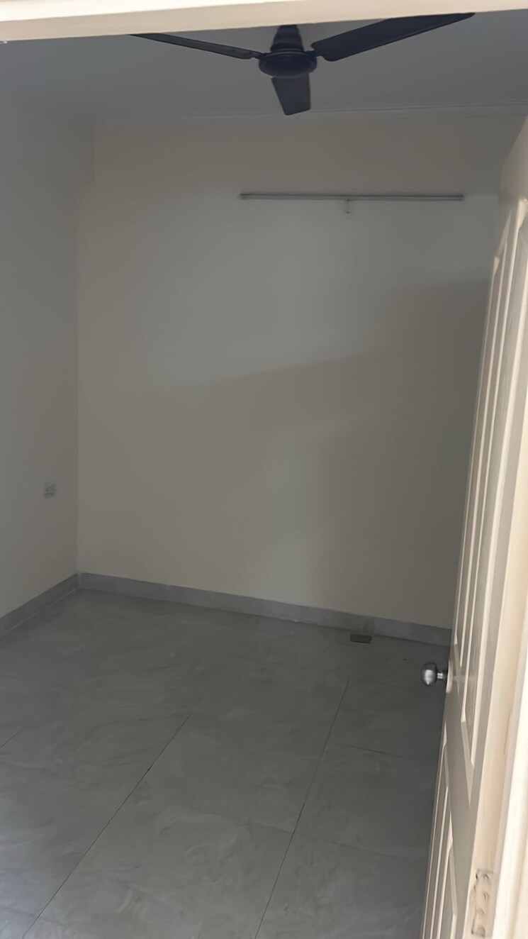 Room, svp-gulmohur-garden 3 Bedroom 1185 Sq.Ft. Apartment In Raj Nagar Extension Ghaziabad 9176360