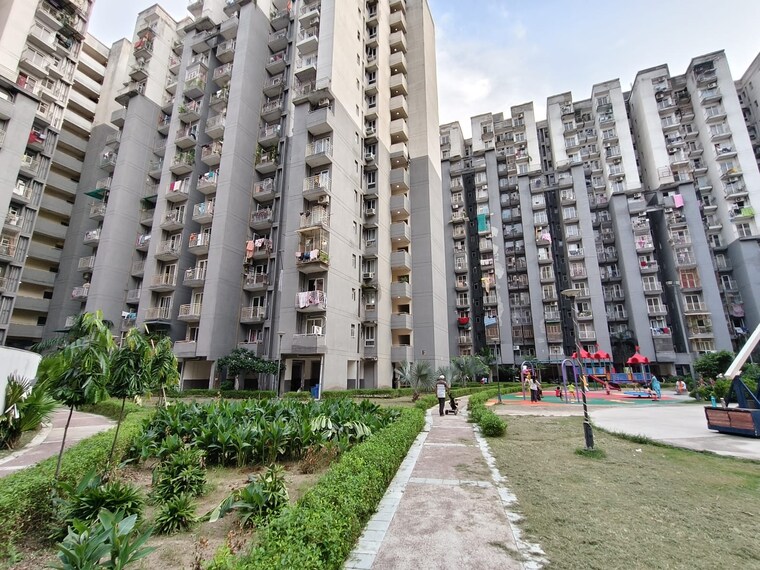 Exterior View, aditya-urban-homes 2 Bedroom 840 Sq.Ft. Apartment In Shahpur Bamheta Ghaziabad 9176393