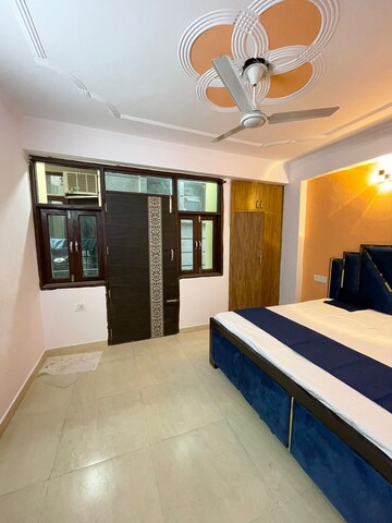 Bedroom in 1 BHK Apartment at Saket – for Rent