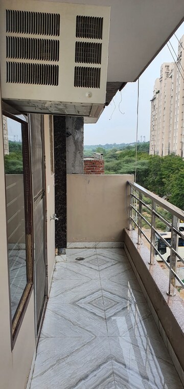 Balcony in 3 BHK Builder Floor at Sector 57 – for Sale