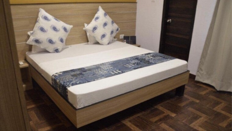 Bedroom, gomti nagar 6+ Bedroom 2880 Sq.Ft. Villa In Gomti Nagar Lucknow 9176449