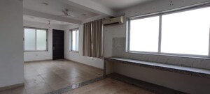 Room in 6+ BHK Villa at Gomti Nagar – for Sale
