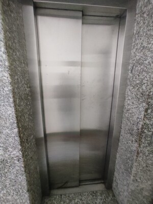 Building Lobby in 6+ BHK Villa at Gomti Nagar – for Sale