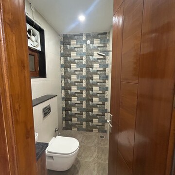 Bathroom in 3 BHK Builder Floor at Sector 46 – for Rent